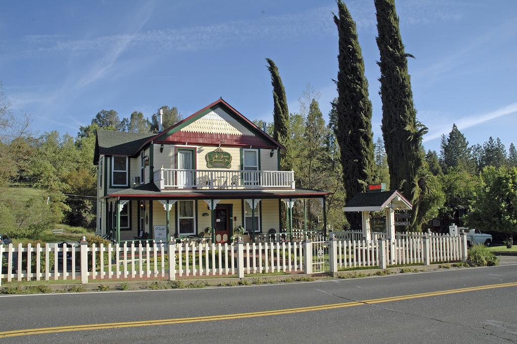 All Seasons Groveland Inn Экстерьер фото