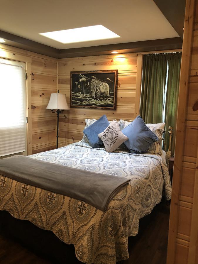 All Seasons Groveland Inn Экстерьер фото