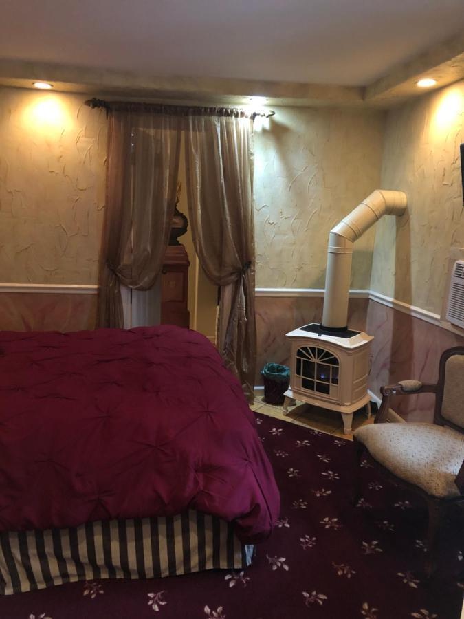All Seasons Groveland Inn Экстерьер фото